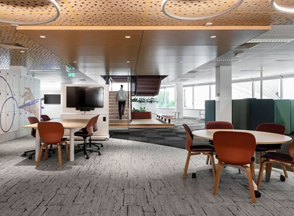 混合靈活的辦公室裝修設(shè)計空間是怎樣的——IAG珀斯